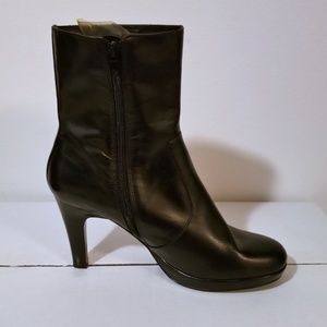 Nine and Co. black ankle boot.  Size 8M.  NWOT